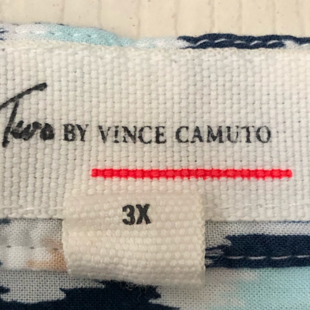 FINAL SALE! Two by Vince Camuto blouse 3X - Picture 2 of 5